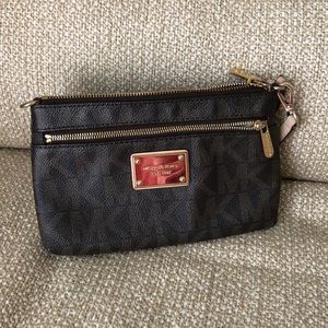 Michael Kors Wristlet